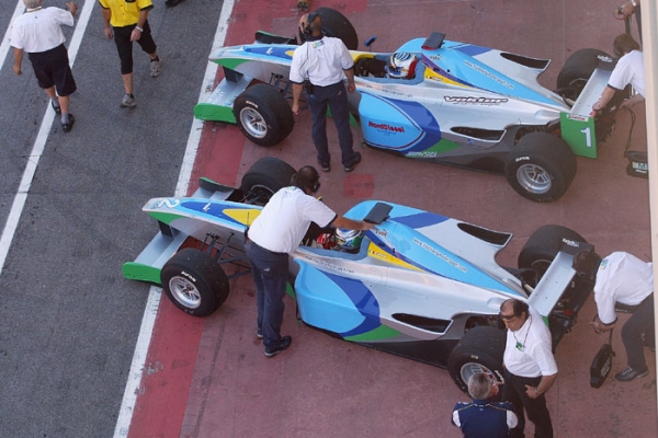 foto-delle-auto-ai-box20F7080F-3E44-49B5-B4FF-44BE10680BA2.jpg