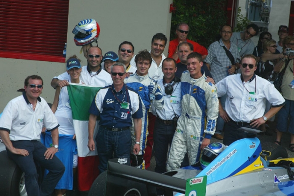 foto-di-gruppo-mugello6F24DCE6-C65E-828F-4D21-B3DC10670CDD.jpg
