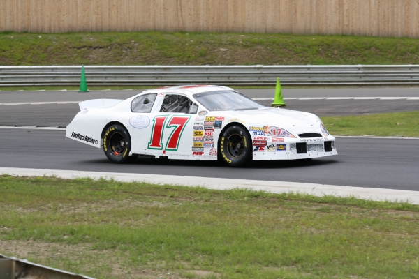 lime-rock-nascar-092D82FFF48-50A9-BAFD-F2D8-F71EBB108278.jpg